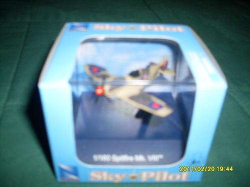 Scale model Spitfire MK V111