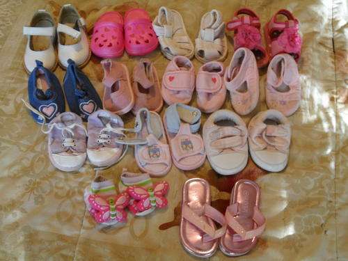 Lot of baby girl shoes x13