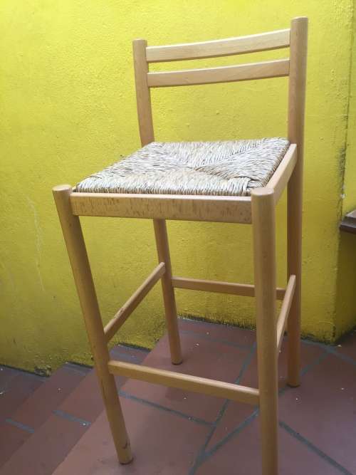 Wooden bar stool (R650 each) x 4