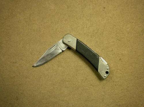 KERSHAW POCKET KNIFE