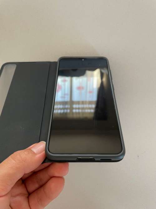 Samsung G990E-DS Galaxy S21 FE Dual 5G 128GB 6GB RAM Olive with SAMSUNG original blue case for free!