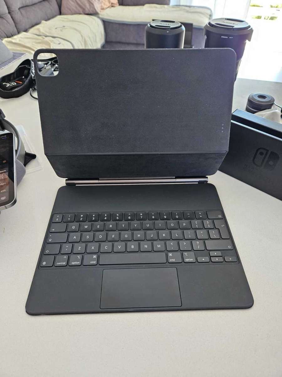 Apple Magic Keyboard for iPad Pro 12.9inch 5th Gen Black- DEMO Unit