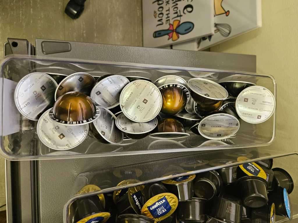 Nespresso Vertuo Red with a lot Capsules