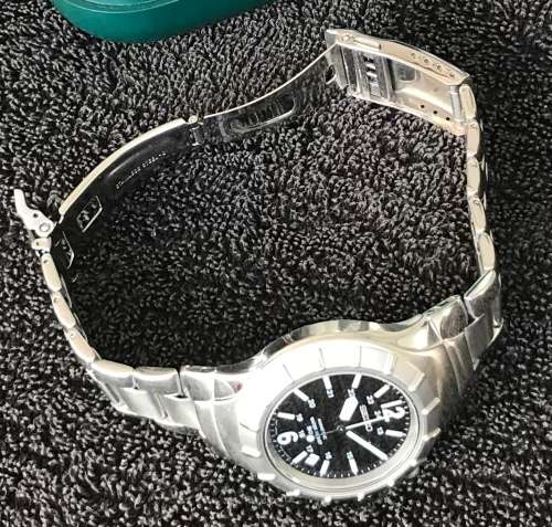 Seiko Kinetic male watch. Stainless Steel.