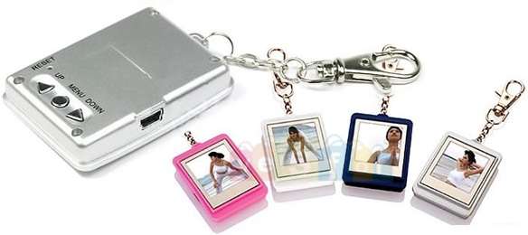 1.5inch LCD Digital Photo Frame - Picture Viewer - Keychain Silver