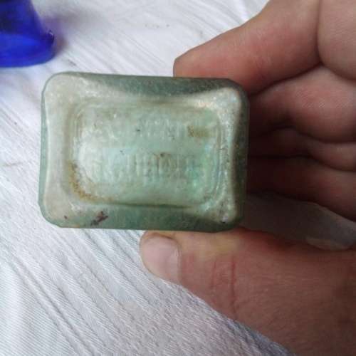 APOTHECARY POISON BOTTLE EYEBATHS INKWELL AND VILES