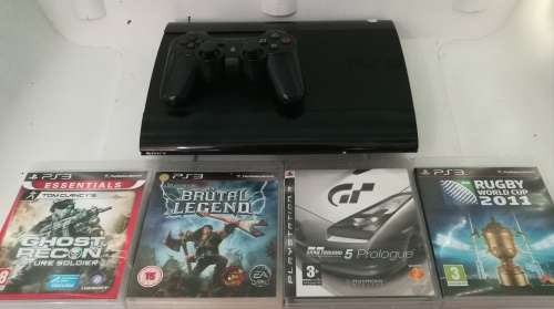 PlayStation 3 Super Slim 500GB + One Controller