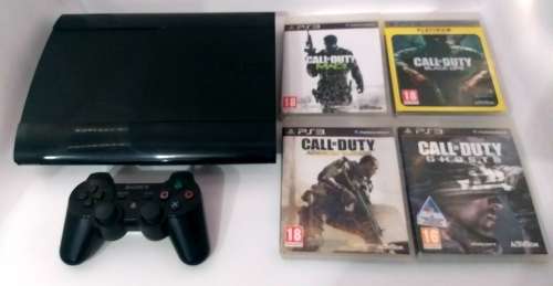 PlayStation 3 Super Slim 160GB + 4 Games