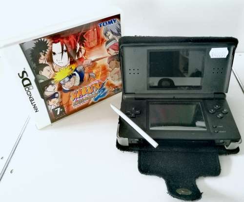 Nintendo DS + 1 Game + Cover (DS)