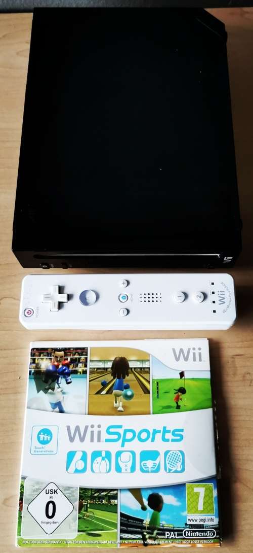 Nintendo Wii Bundle + 1 Game