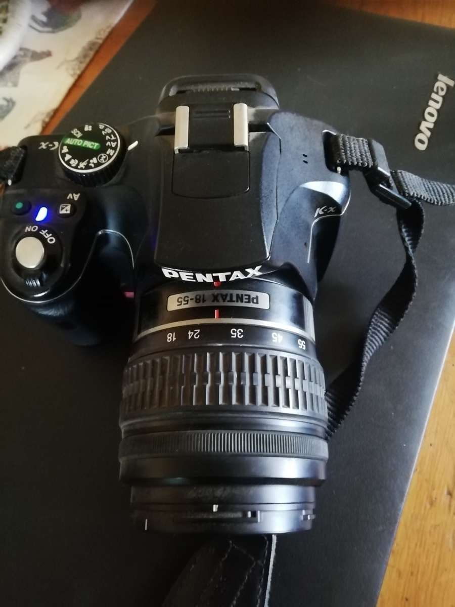 Pentax K-x digital camera. PLEASE READ