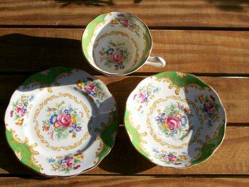 ROYAL ALBERT TRIO "ALBANY GREEN"