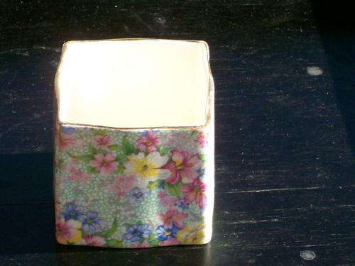 ROYAL WINTON GRIMWADES VASE