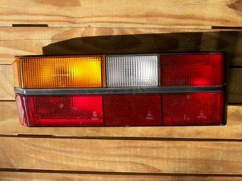 VOLKSWAGEN GOLF CHICO TAIL LIGHT