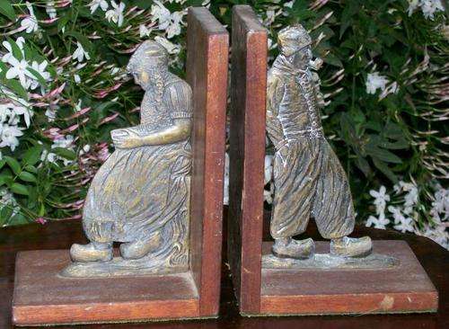PAIR OF DUTCH BRASS AND WOOD BOOK-ENDS