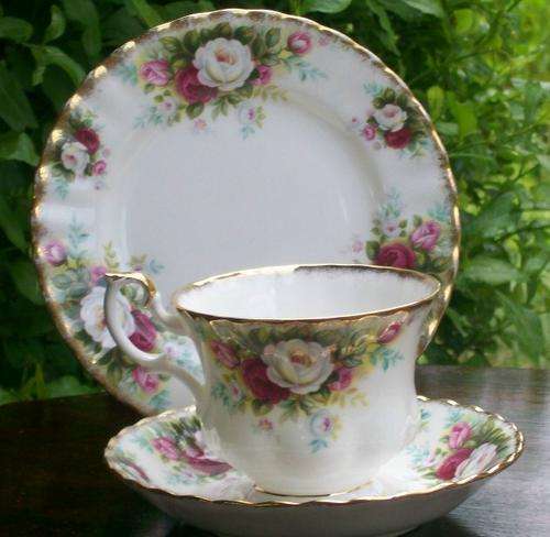 ROYAL ALBERT TRIO "CELEBRATION"