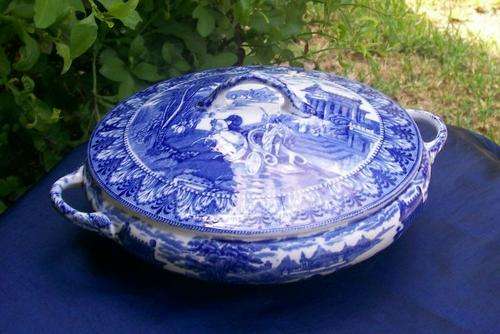 SOUGHT AFTER BLUE & WHITE CAULDON VEGETABLE TUREEN WITH LID IN THE CHARIOT DESIGN