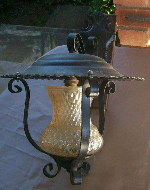 OUTDOOR LANTERN