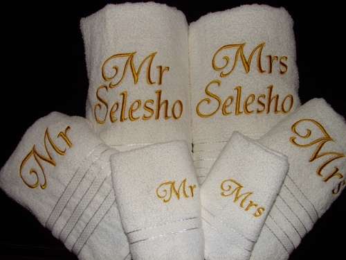 Personalized towel gift set