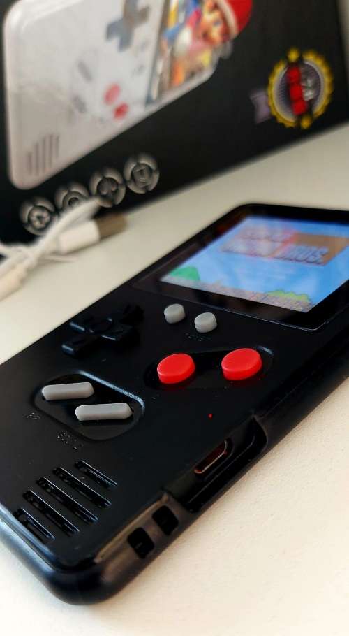 Handheld Retro Games Console 500 in 1