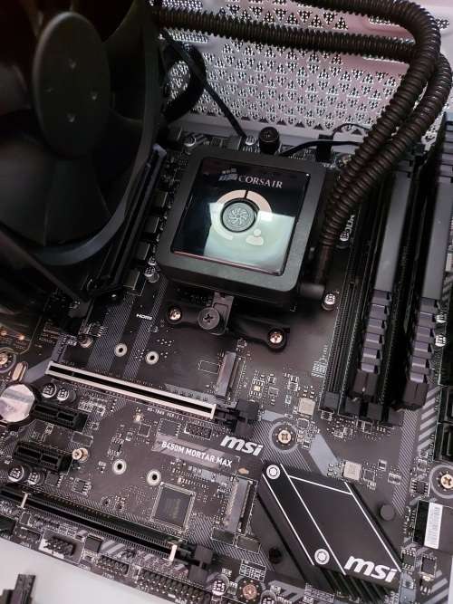 Corsair Ryzen 5 Gaming Pc