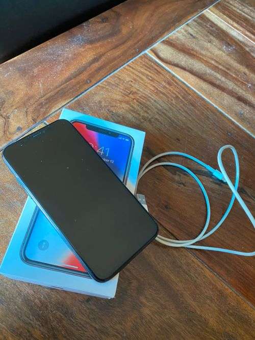 iPhone X 64gb (Pre Owned)