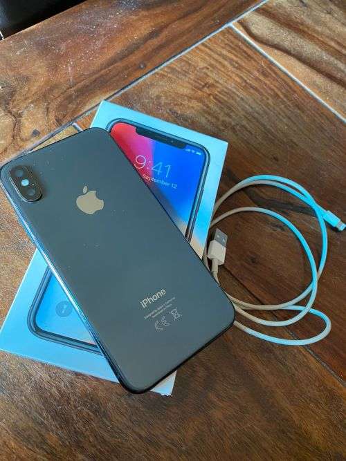 iPhone X 64gb (Pre Owned)