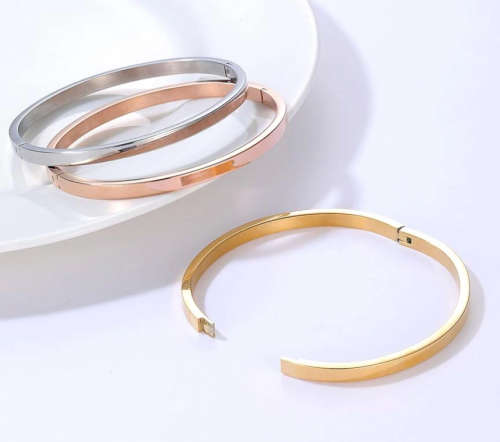 Set of 3 Gorgeous Solid Stainless Steel Gold, Silver and Rose Gold Colour Stainless Steel Bangles
