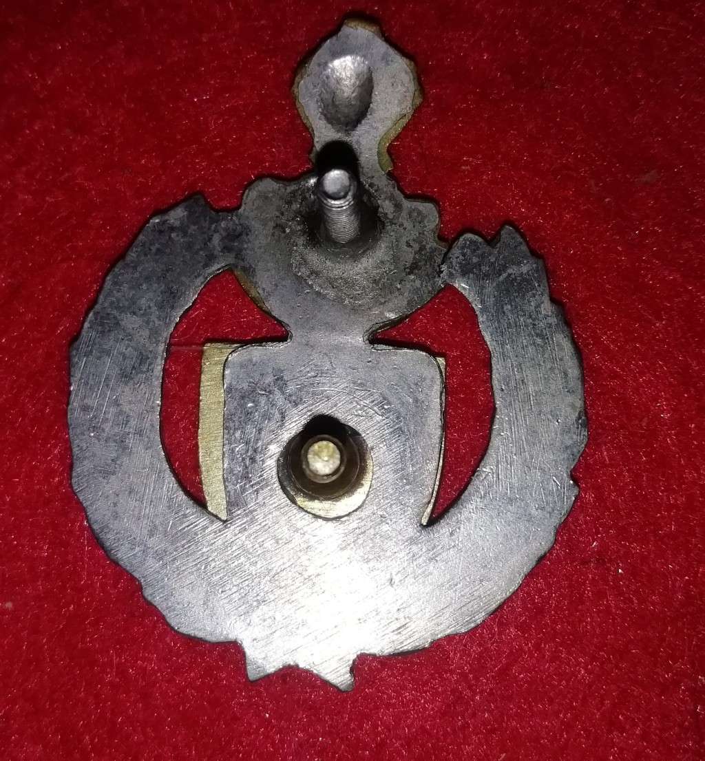 15 FIELD ENGINEER REGIMENT CAP BADGE