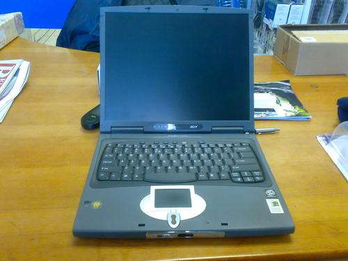 Acer Travelmate 613TXC laptop