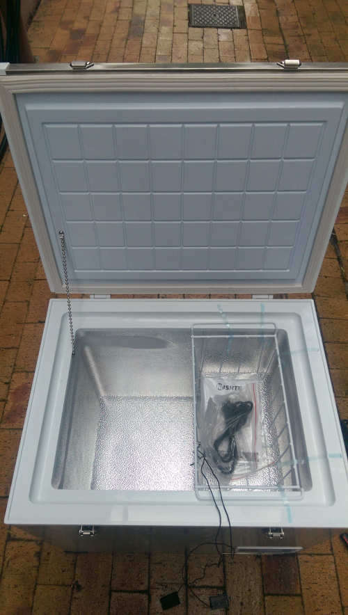 60 liter stainless steel 12V Camping Fridge Freezer