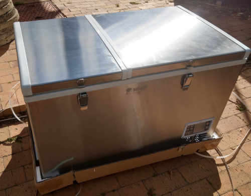 100 liter DUAL COMPARTMENT stainless steel 12V Camping Fridge and Freezer