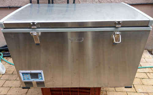 75 liter stainless steel 12V Camping Fridge or Freezer