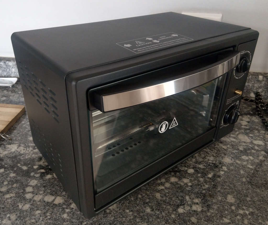 Portable Butane Gas Oven - great for Loadshedding and Camping
