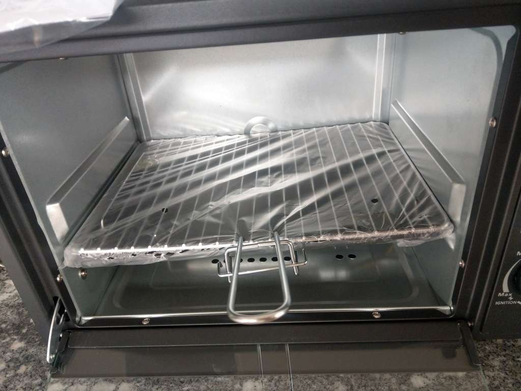 Portable Butane Gas Oven - great for Loadshedding and Camping