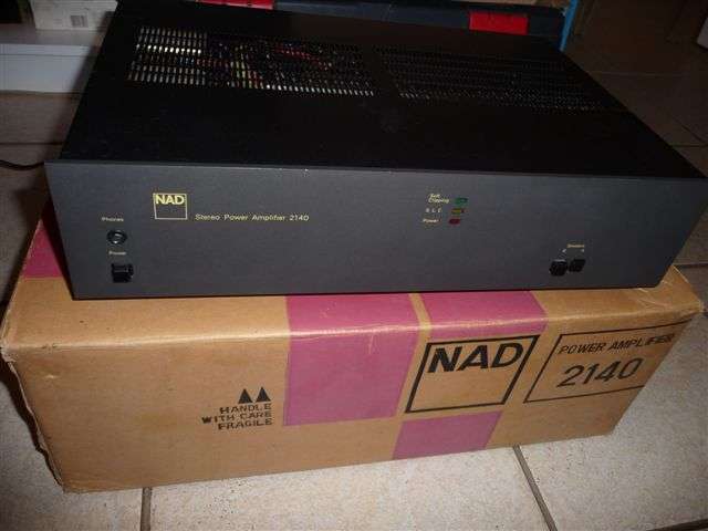 NAD 2140 power amplifier