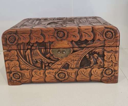 Chinese carved wooden box