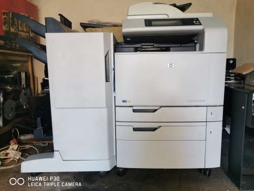 HP LASER CM6040MFP COLOR PLEASE READ