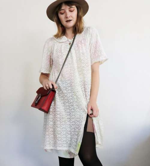 Vintage white lace dress / loose fitting dress / button up dress / size medium