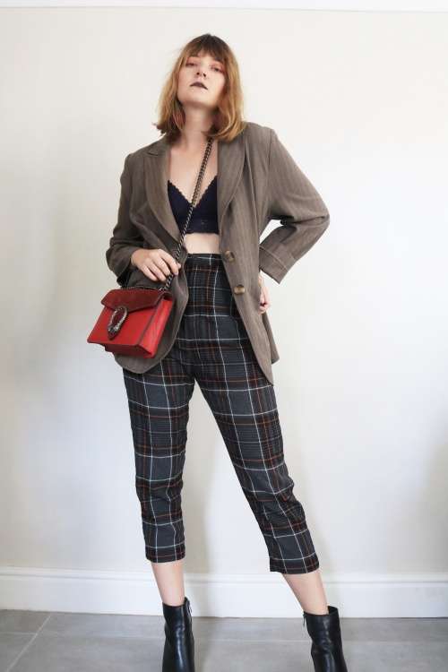 Second hand brown tweed blazer size.