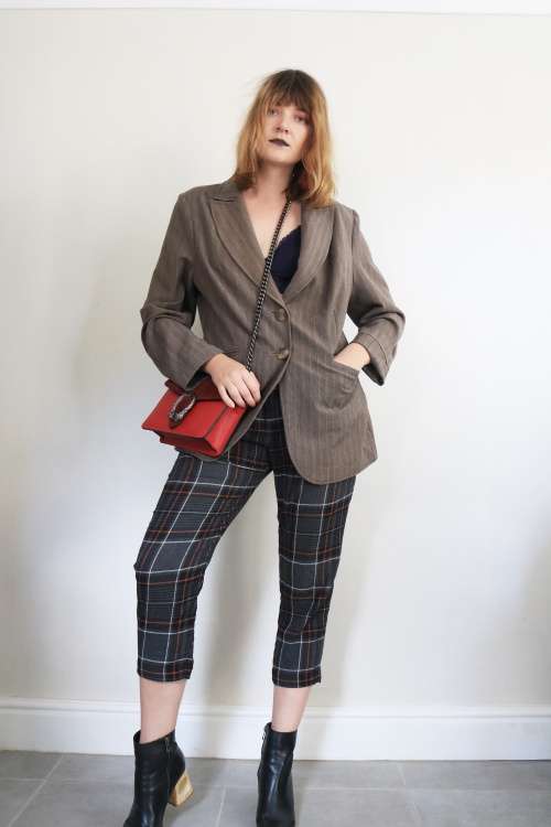 Second hand brown tweed blazer size.