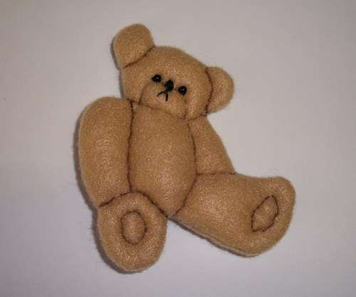 Lovely teddy bears for applique work