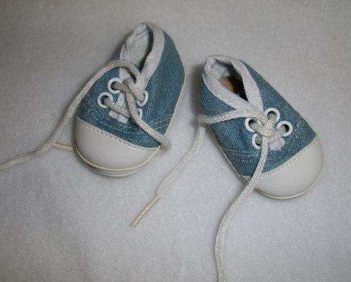 Shoes for  small doll or bear.