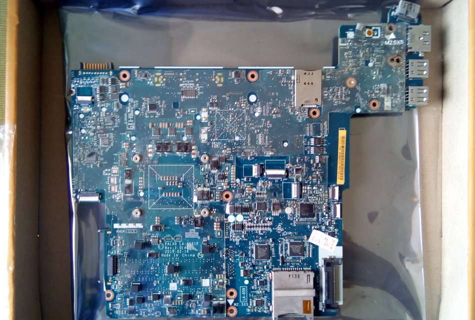 Dell E6420 LA-6591P Laptop Motherboard