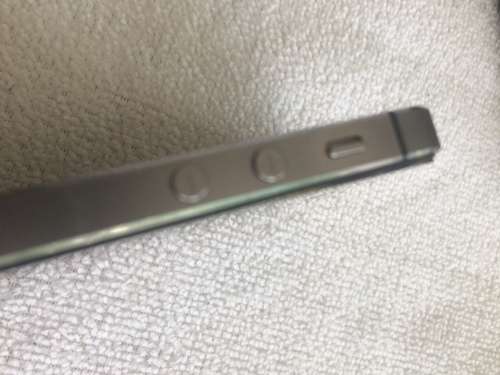 Apple iPhone 5S, Space Grey  16gb  - Please read description