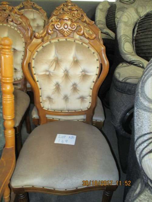 ANTIQUE CHAIR WOW