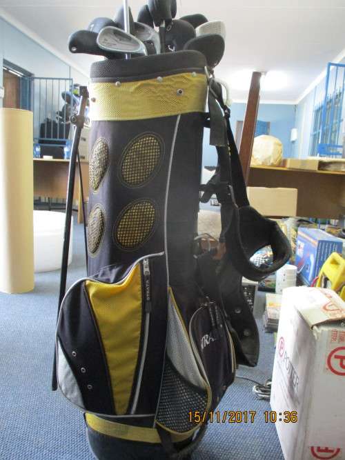 STRATA GOLF BAG WITH GOLF CLUBS