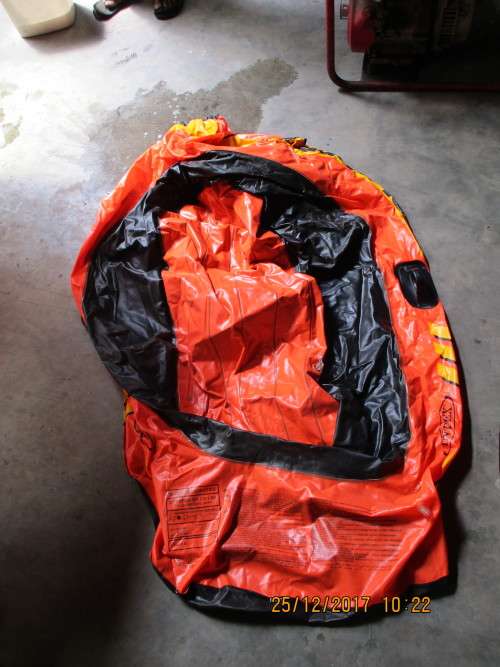 INTEX EXPLODER 200 RUBBER DUCK VALUED AT R450