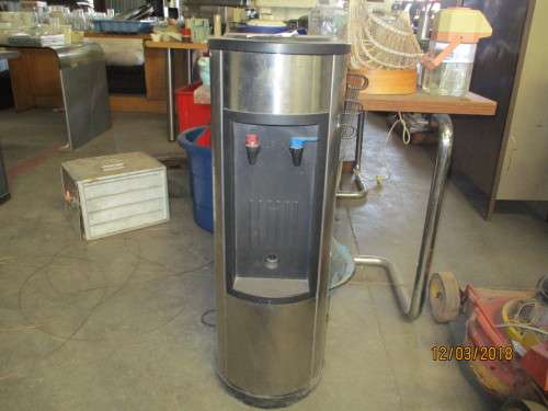 WATER MACHINE - VALUED AT R1500.00