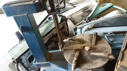 TYRE MACHINE - VALUED AT R14 000